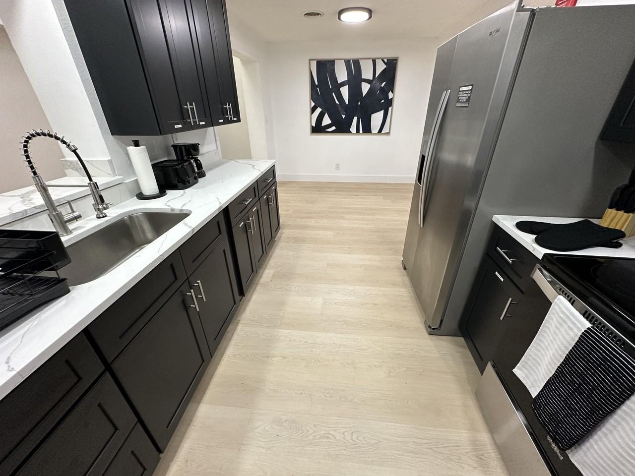 Cadillac Dr - Photo 3 of 25