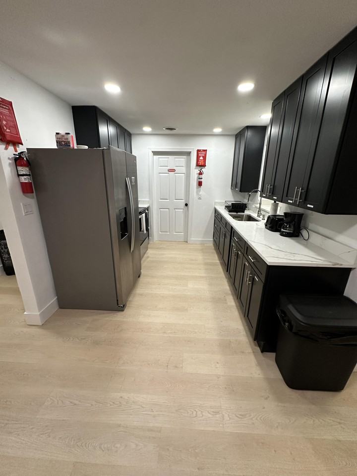 Cadillac Dr - Photo 7 of 25