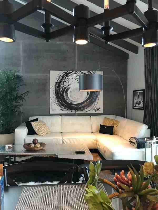 641 Woodside Sierra - Photo 3 of 18