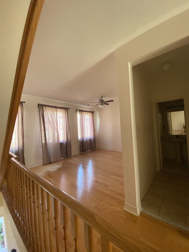 16 Philpott Gardens - Photo 3 of 22