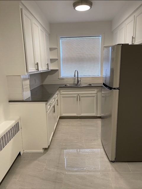 6 Hudson Avenue #4 - Photo 3 of 8