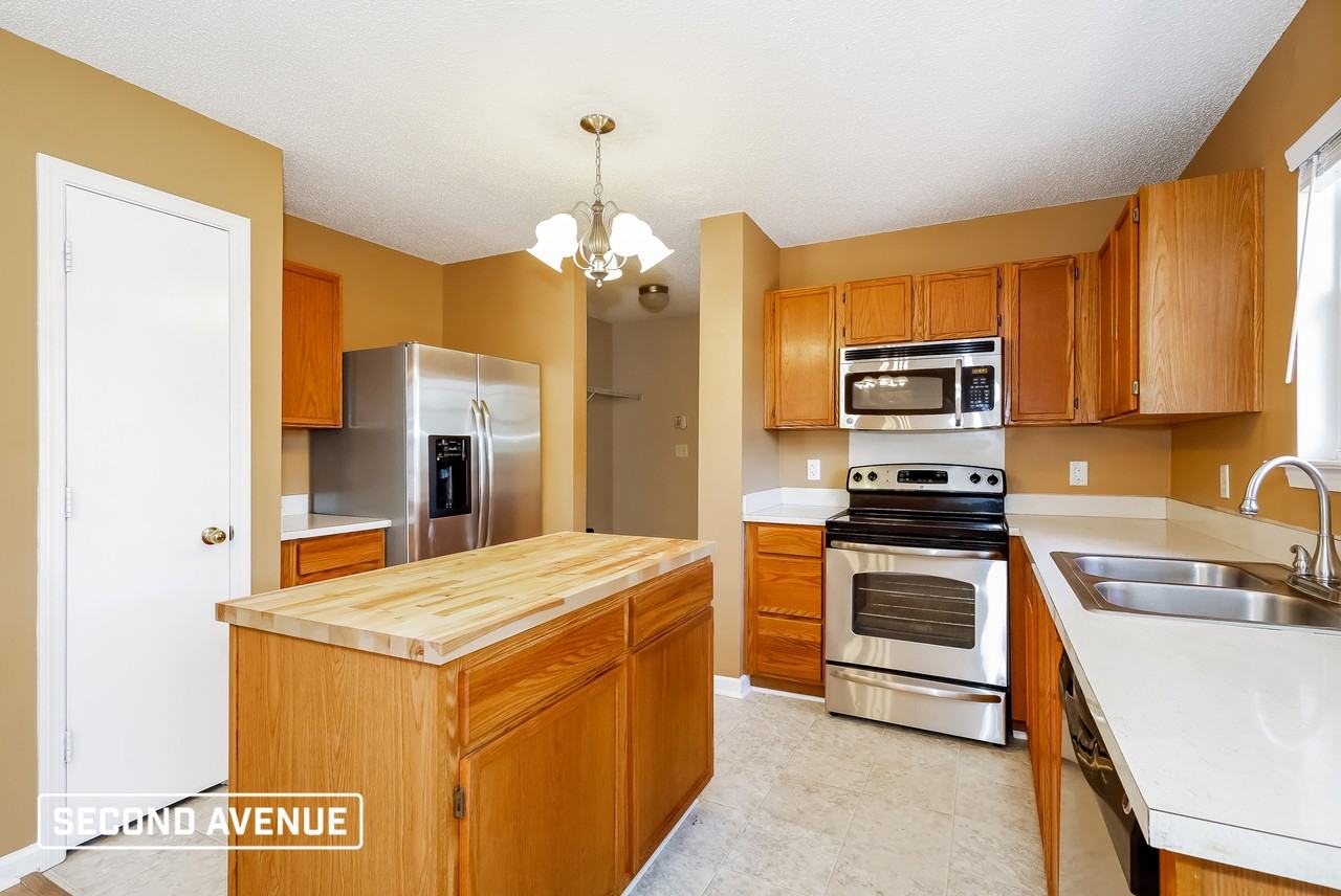 10631 Coulport Ln - Photo 2 of 12
