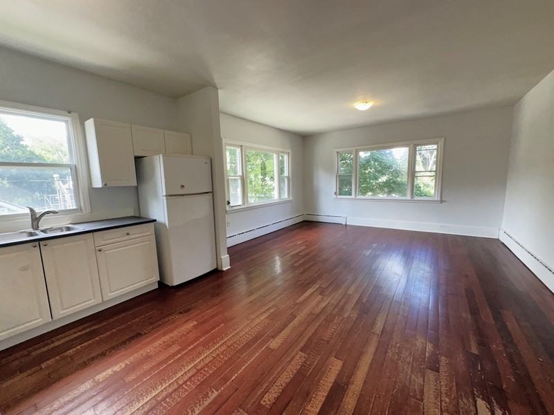 13 Codrington St. - Photo 2 of 26