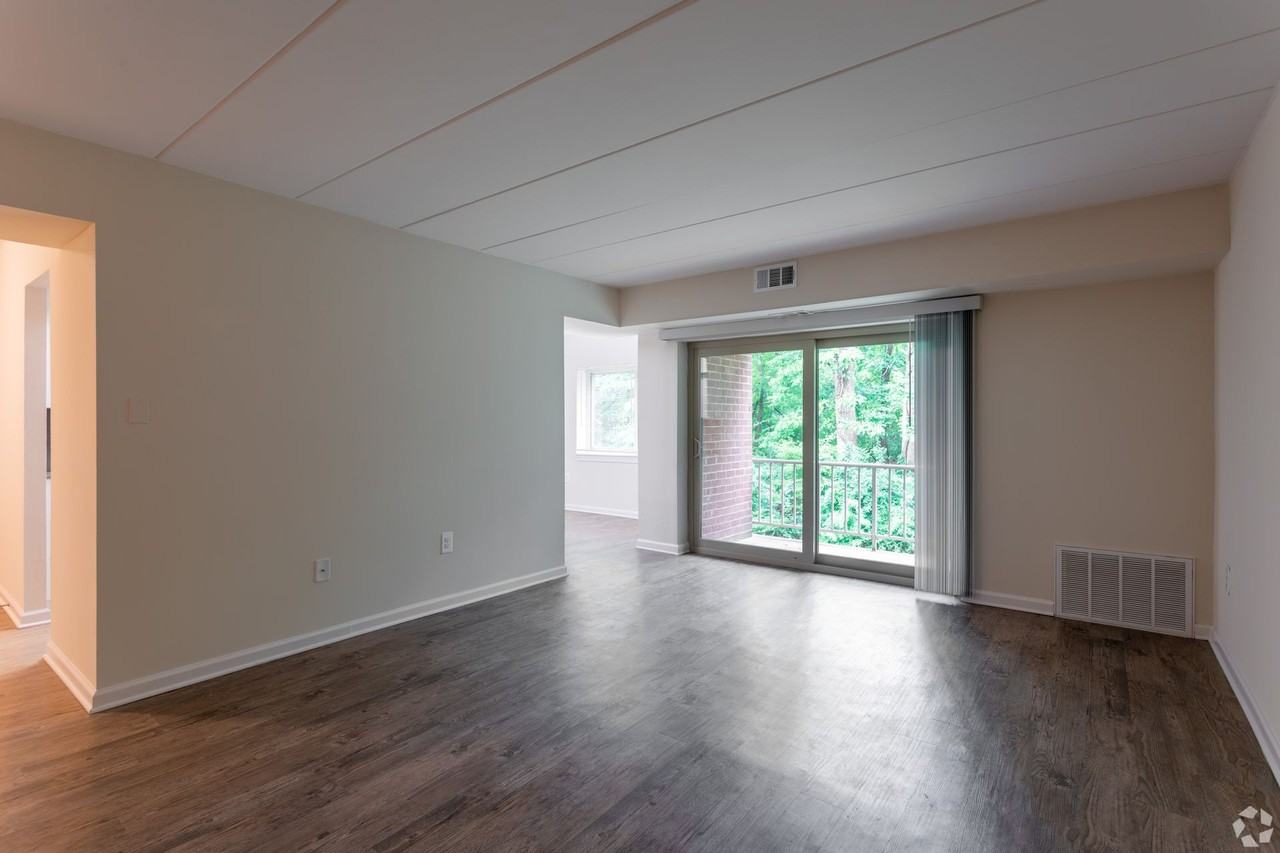 Tunbridge Apartments - Photo 6 of 50