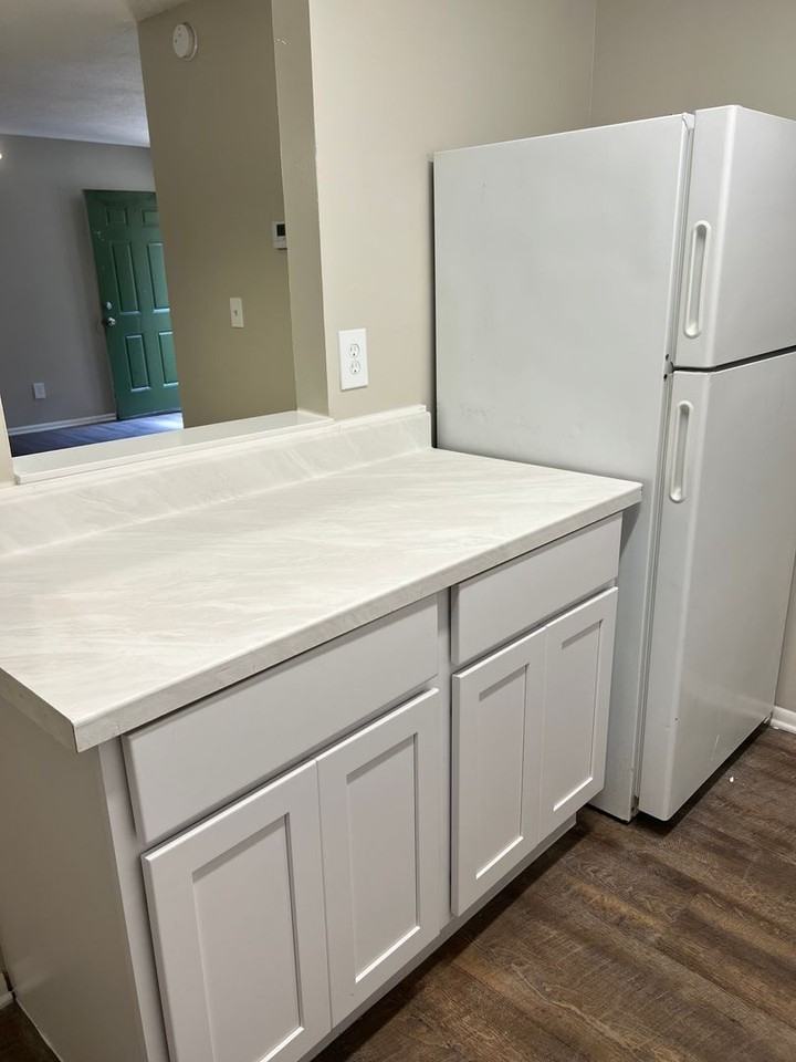 Lions Head Apartments - Photo 2 of 14