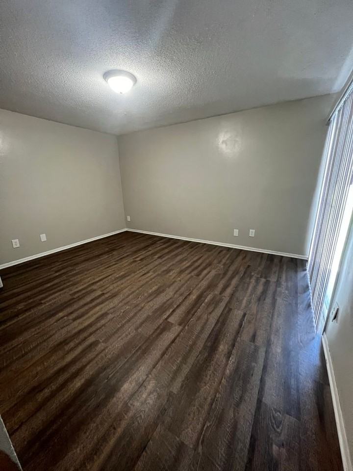 Lions Head Apartments - Photo 4 of 14