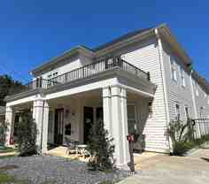Overton Square Flat Now Available for lease @ 78 N. Rembert! - Photo 1 of 1