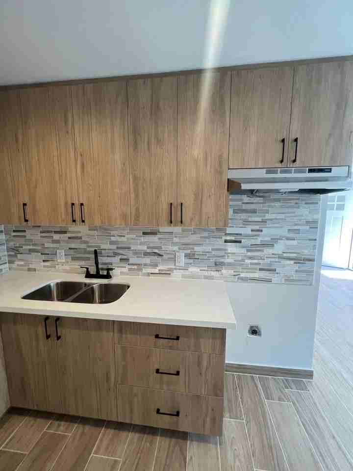 Cohasset Luxury Apartments LLC - Photo 5 of 47