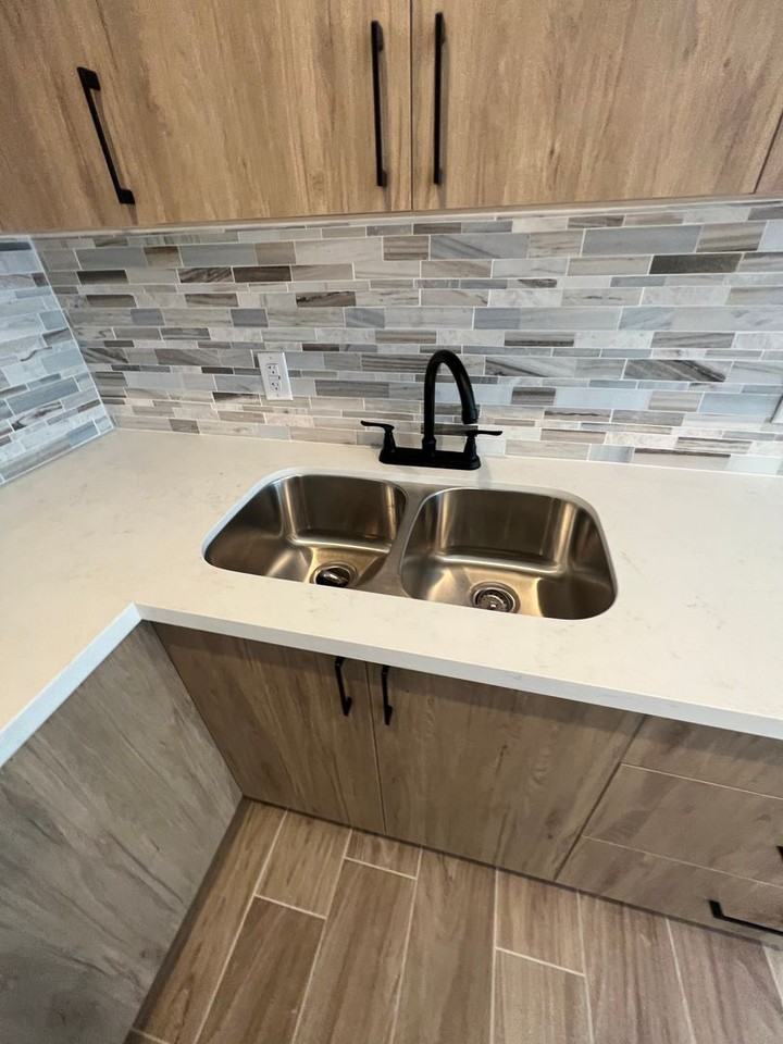 Cohasset Luxury Apartments LLC - Photo 7 of 47
