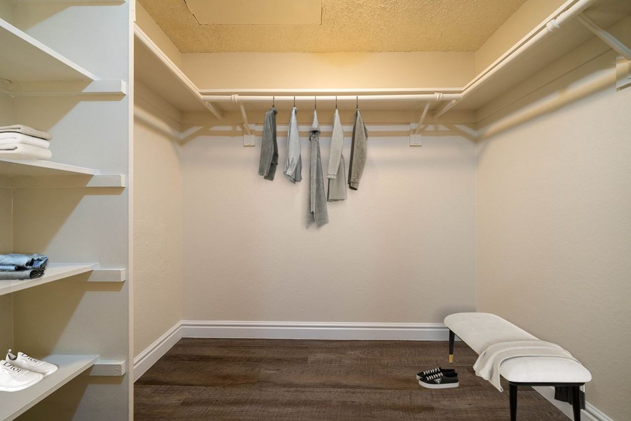 Hidden Hills - Photo 5 of 10