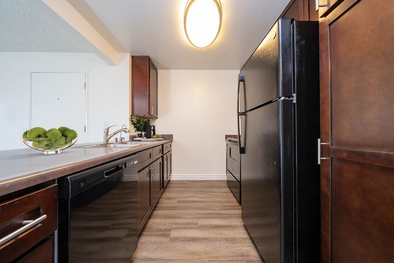 Hidden Hills - Photo 3 of 12