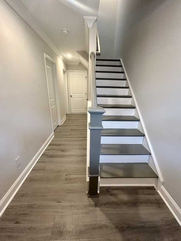 215 Maidstone Trl - Photo 3 of 23