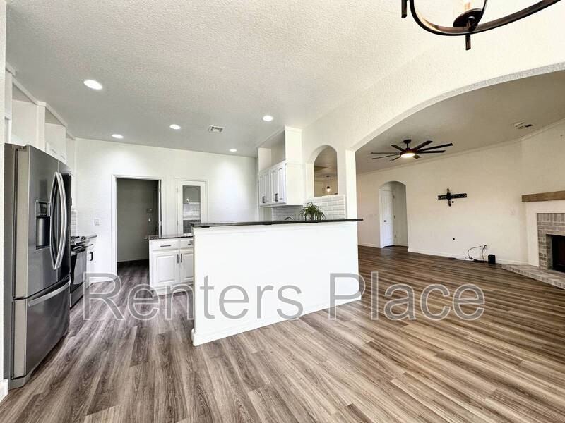 11006 S Madison St - Photo 6 of 26