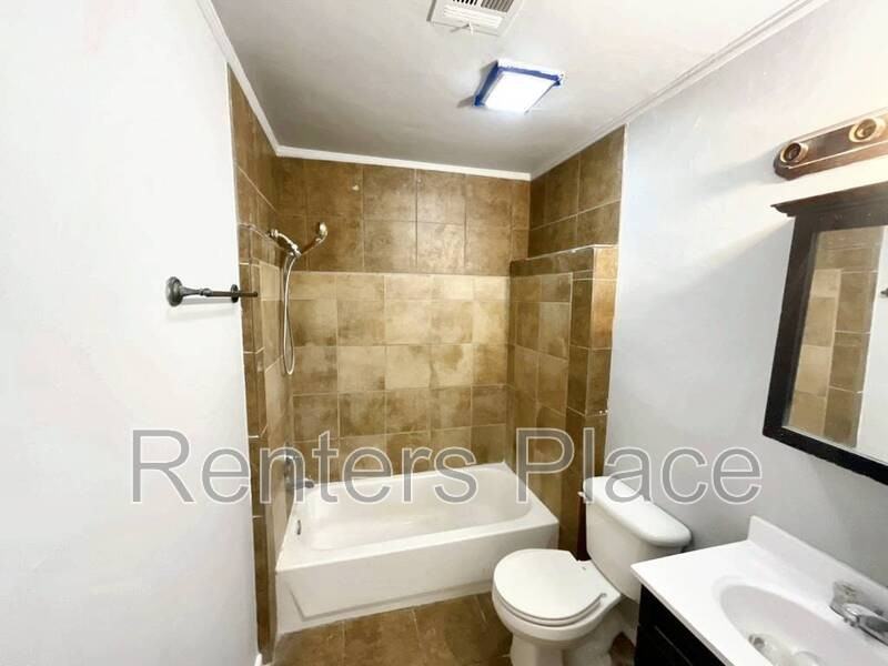 1208 S Erie Ave - Photo 5 of 12