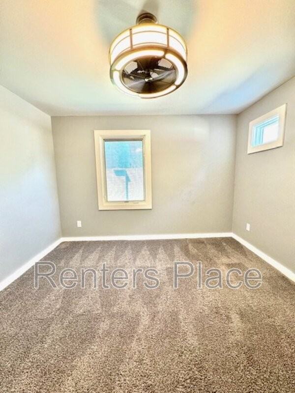 807 S Trenton Ave #2 - Photo 5 of 7