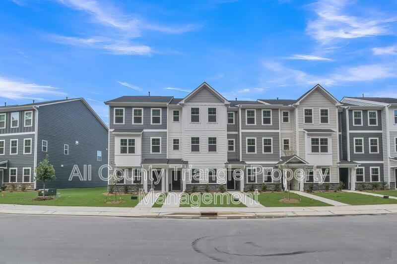 1715 Chirping Trl - Photo 2 of 45