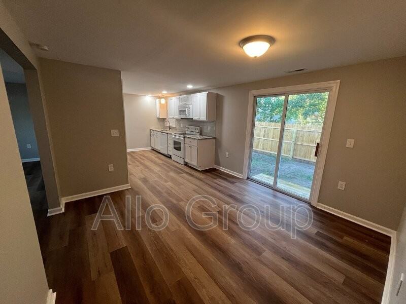 35541 Parker Rd - Photo 5 of 16