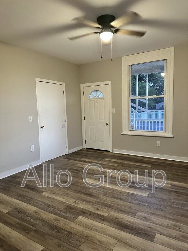 9878 Canterbury Rd #2 - Photo 4 of 7