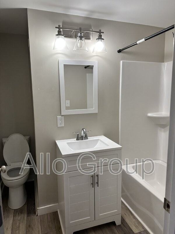 9878 Canterbury Rd #2 - Photo 5 of 7