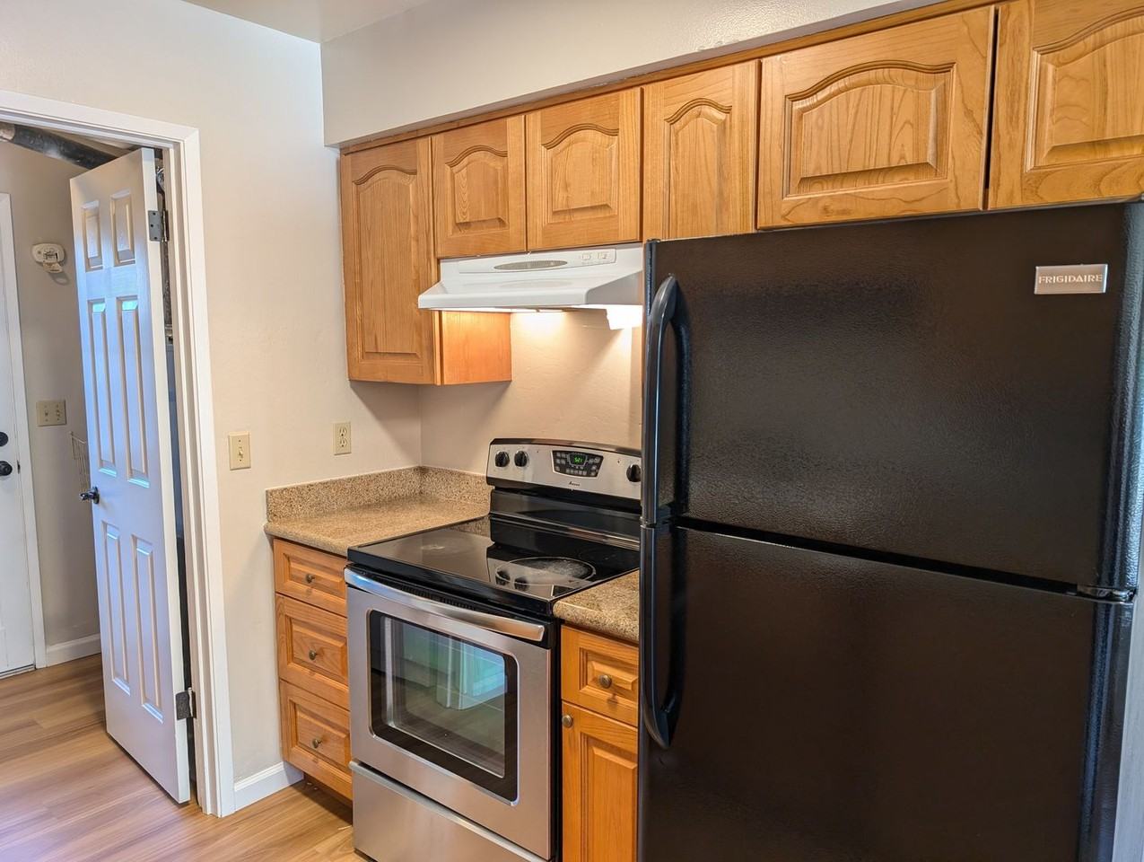 878 Pollard Rd - Photo 3 of 22