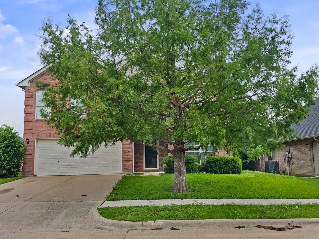 303 Quail Meadows Ln - Photo 4 of 23