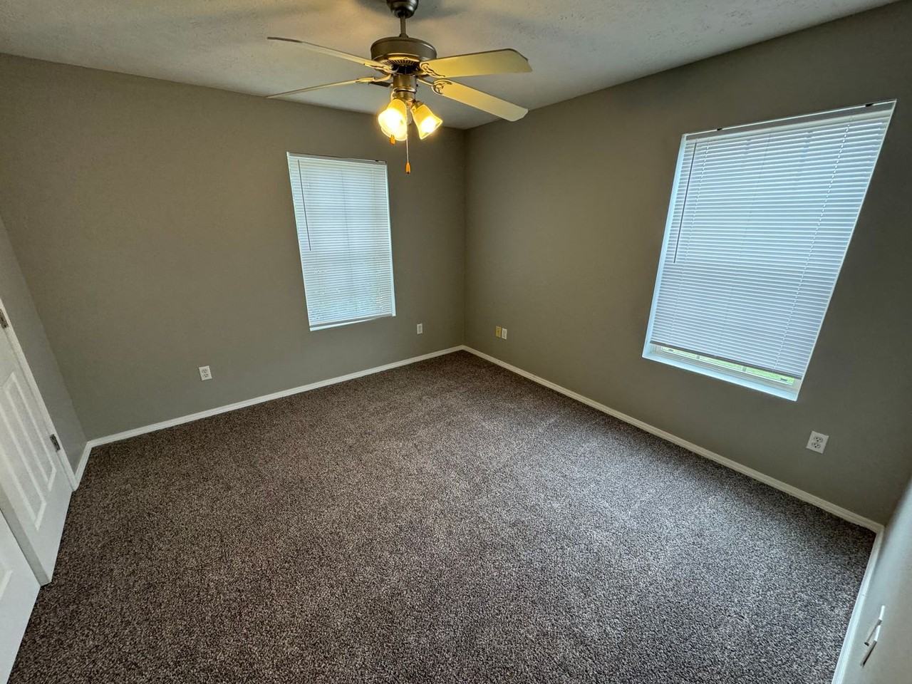 1040 S Clifton Ave #A - Photo 7 of 10