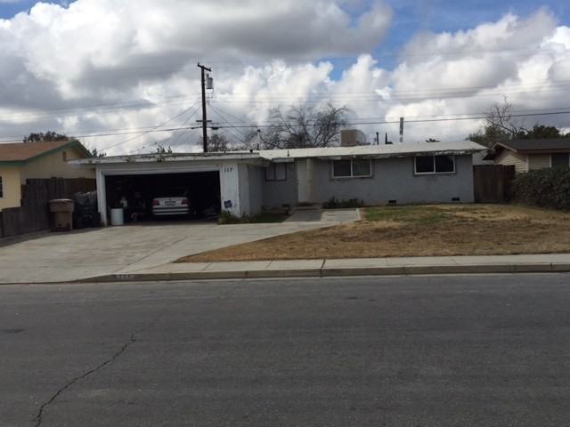 117 Candy St - Photo 2 of 5