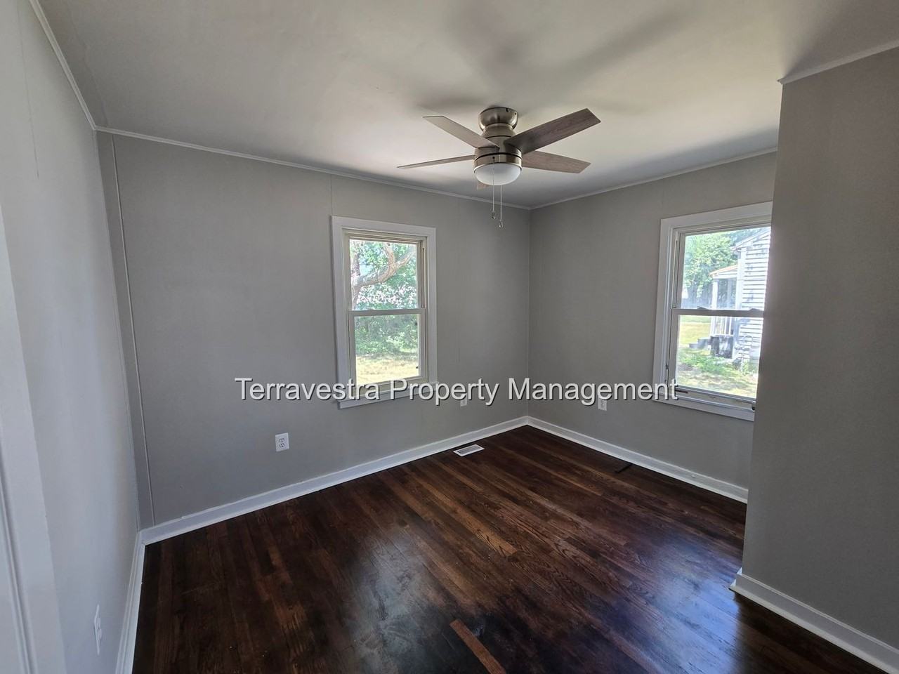 1416 2nd Ave - Photo 2 of 7