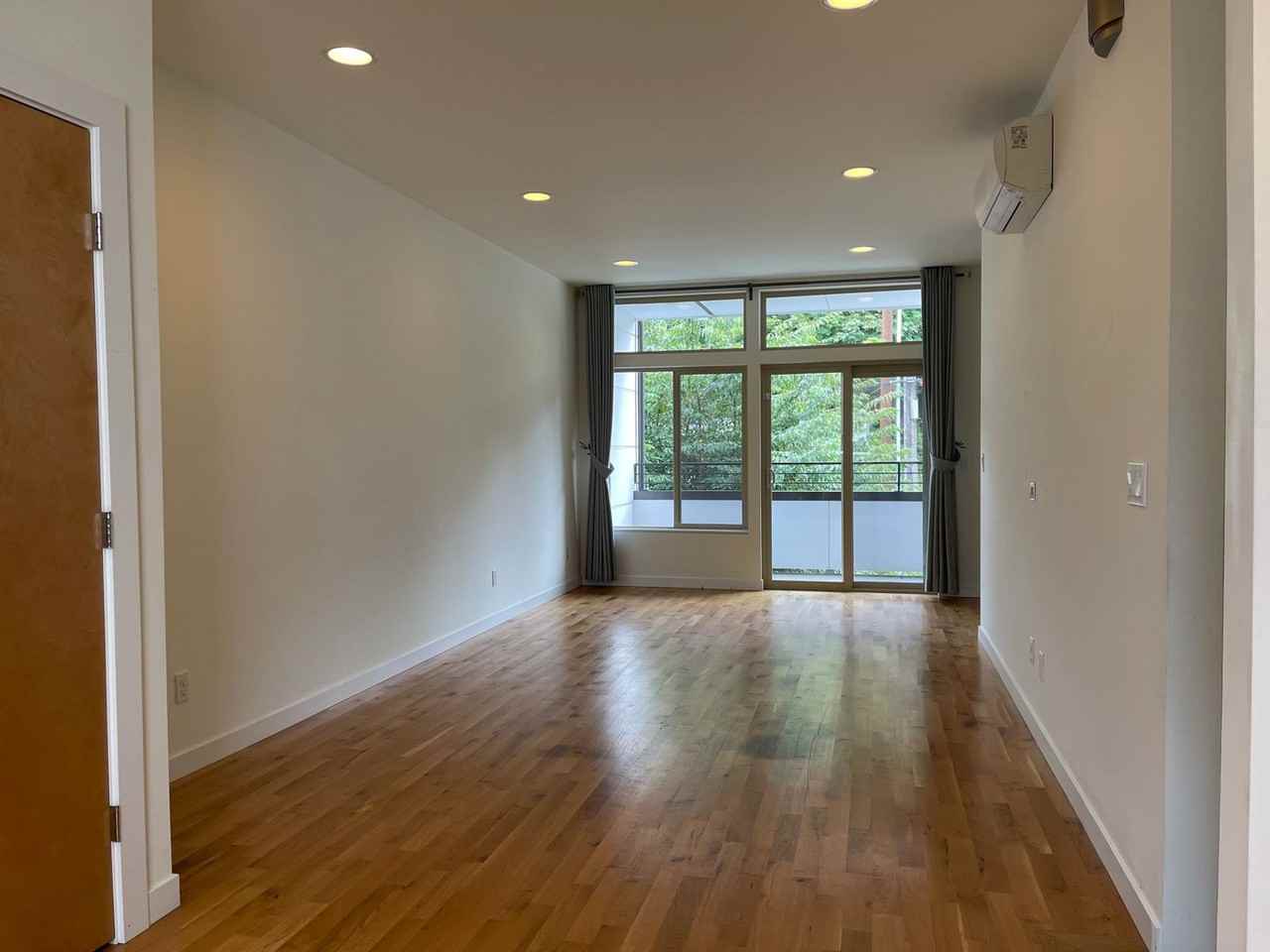 2311 48th Ave Sw - Photo 4 of 18