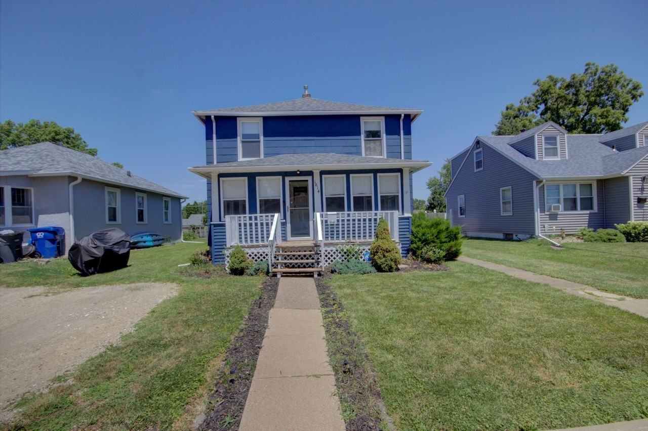 1814 Cody St - Photo 3 of 31