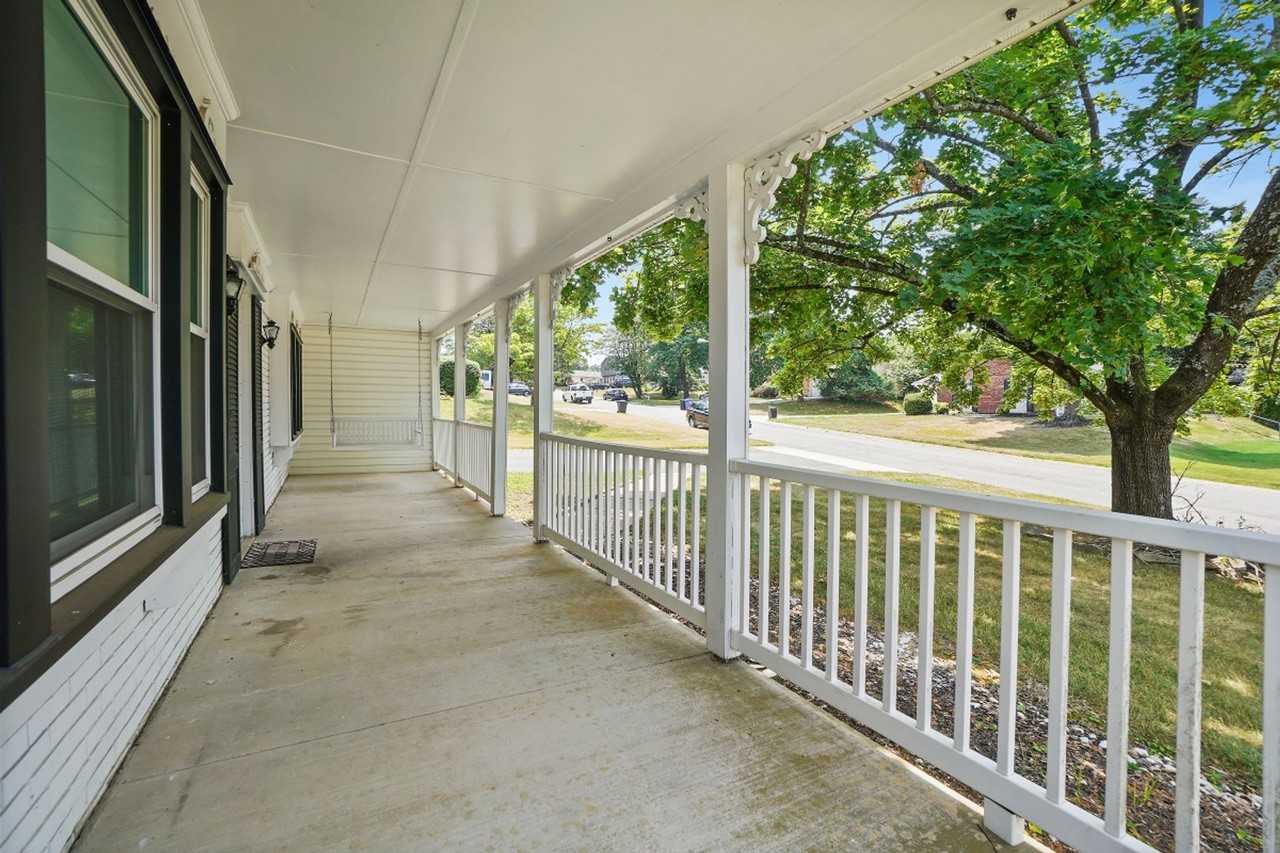 1108 Port Echo Ln - Photo 2 of 30