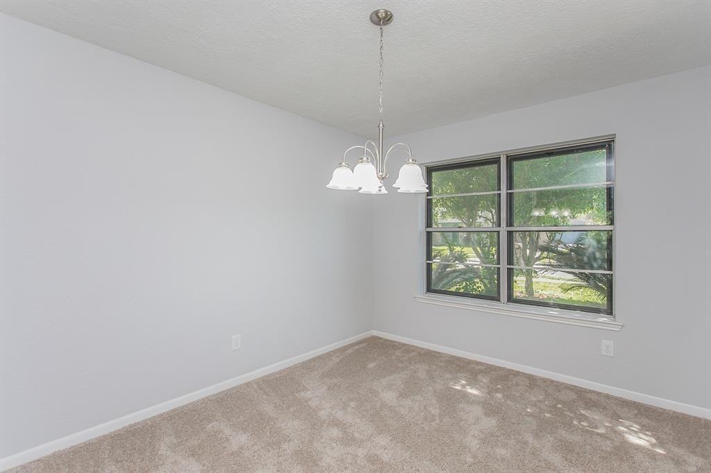 4219 Tuscarora St - Photo 6 of 32