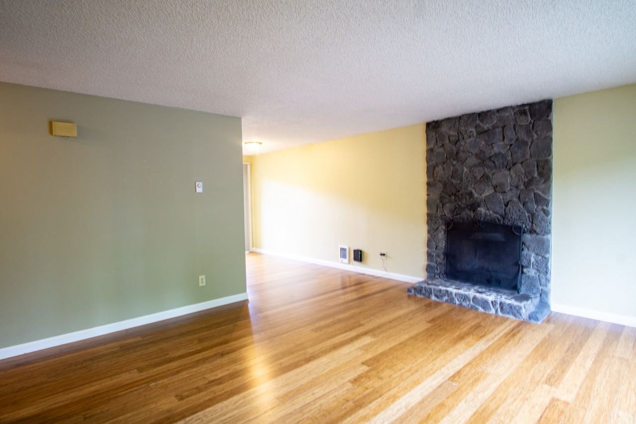 3717 Se 35th Pl - Photo 2 of 16