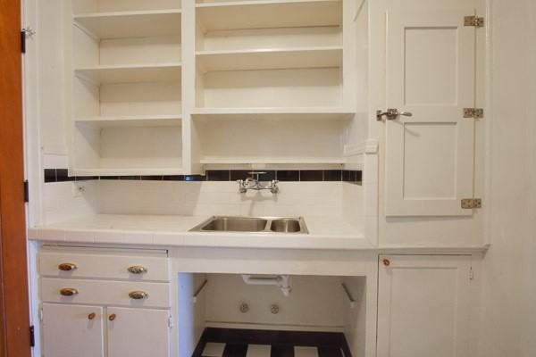 6425 S Corbett Ave #9 - Photo 5 of 14