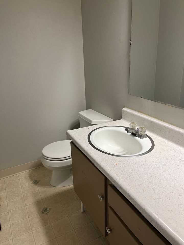 155 E Lincoln Way - Photo 5 of 16