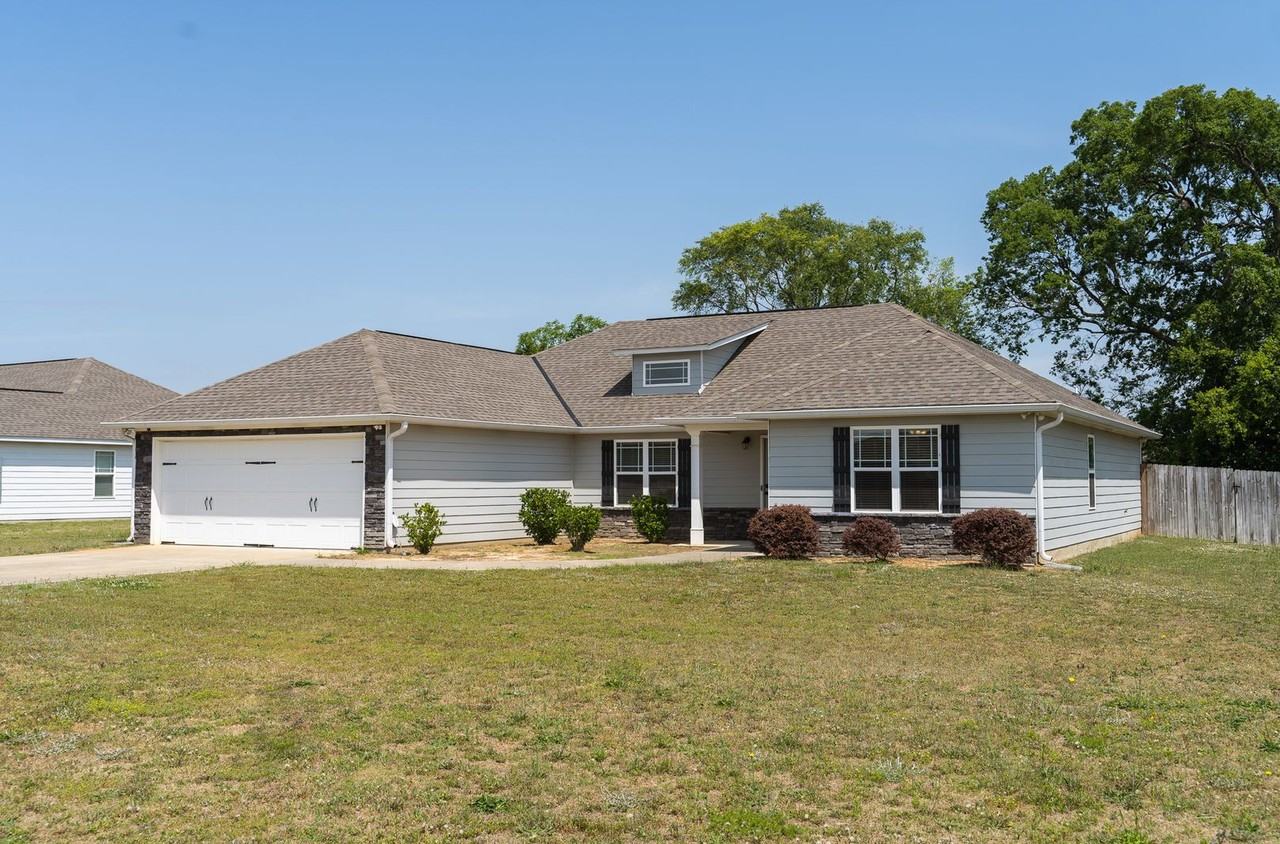 10 Silver Eagle Ct - Photo 2 of 38