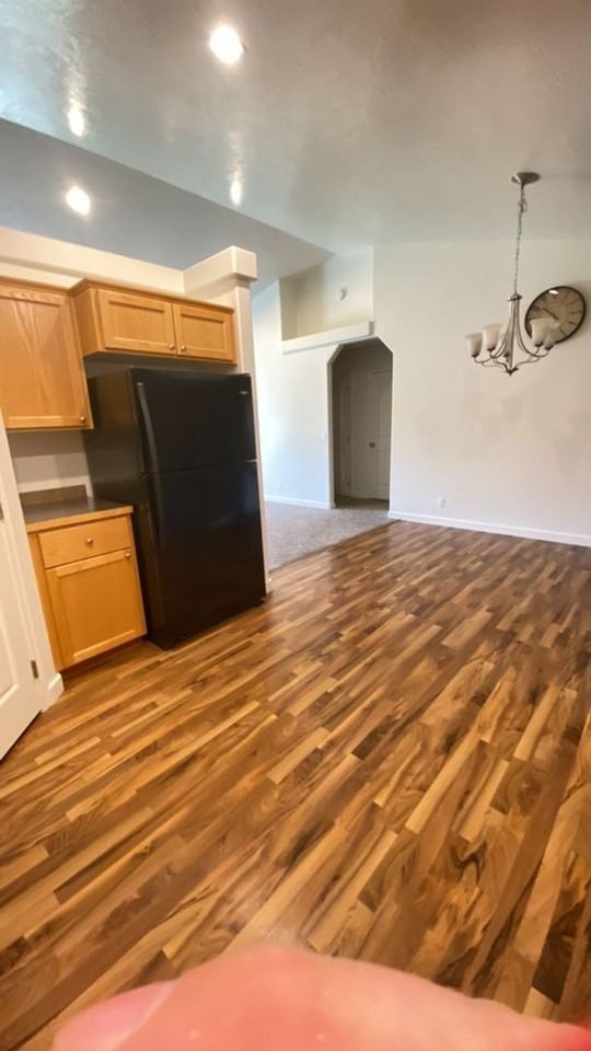 10319 N Zenith St - Photo 3 of 15