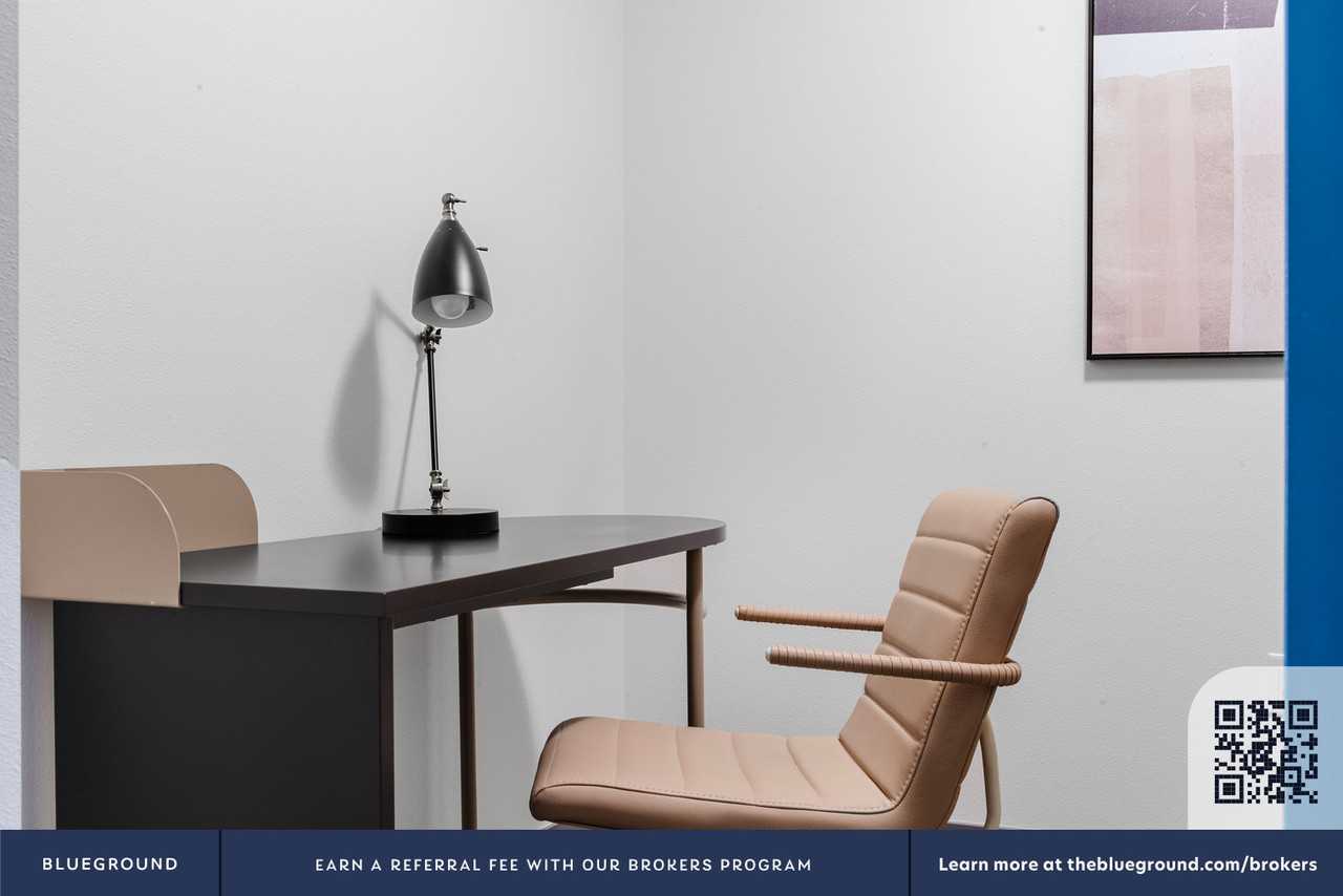 11903 Northeast 128th Street - Photo 5 of 51