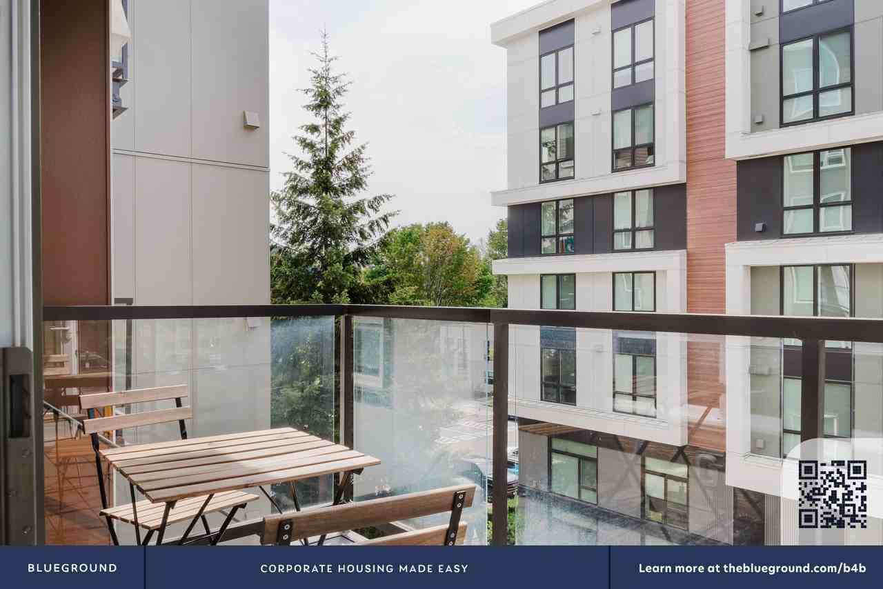 11903 Northeast 128th Street - Photo 6 of 51