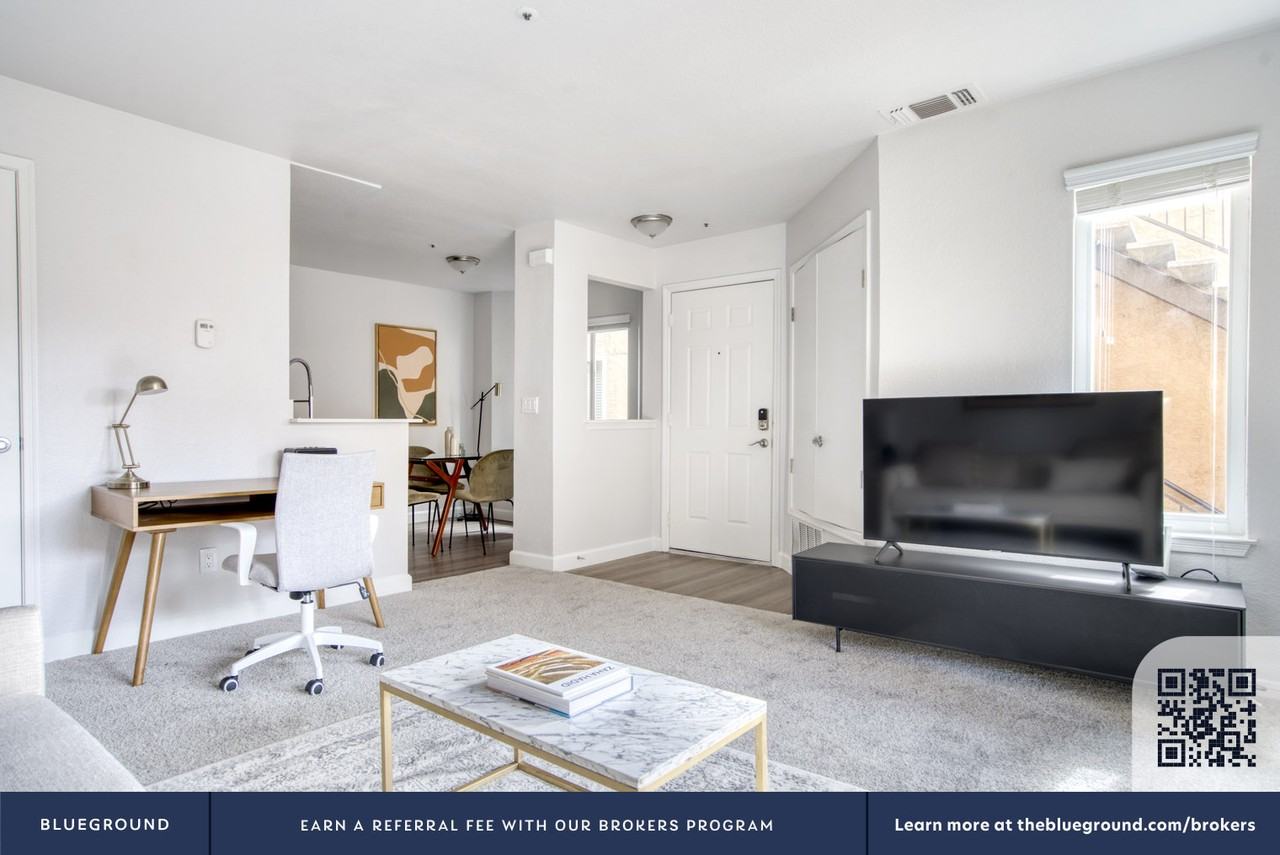 726 Bounty Dr #854 - Photo 4 of 28