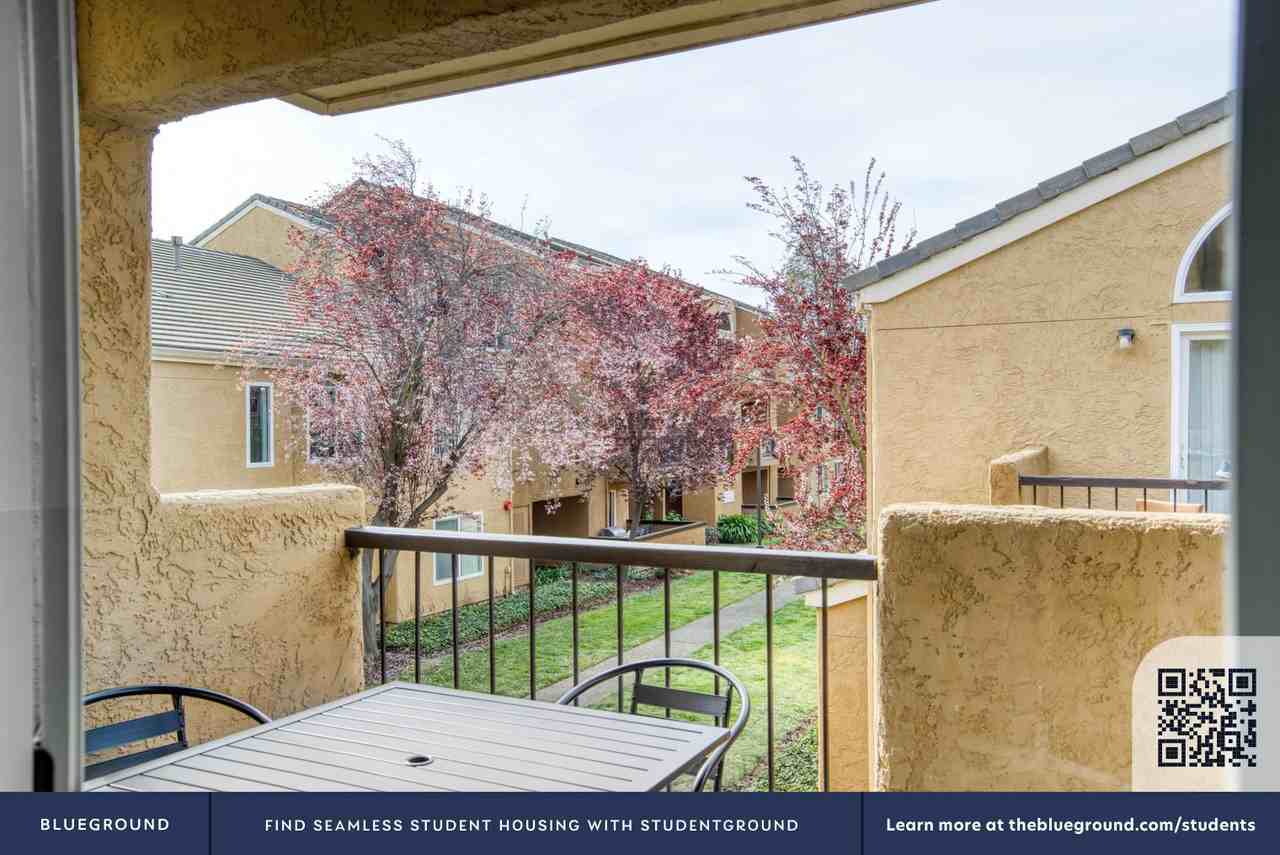 726 Bounty Dr #854 - Photo 6 of 28