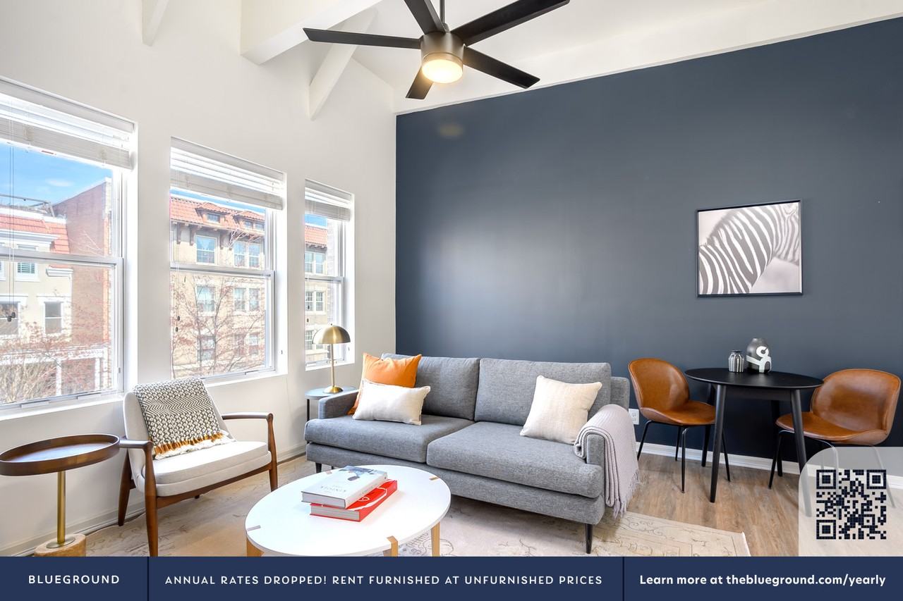 1826 Vernon Street Northwest - Photo 4 of 26