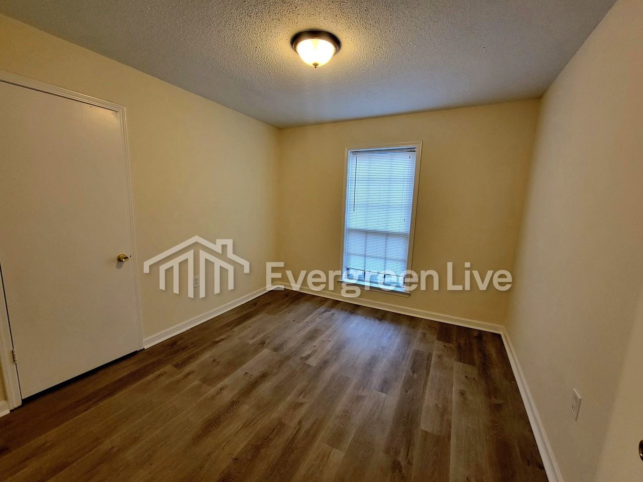 4425 Hunt Cliff Trce - Photo 5 of 16