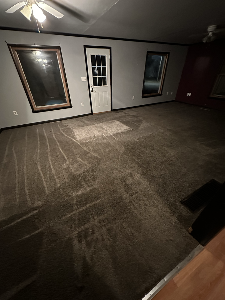 302 3rd Ave Nw #NA - Photo 2 of 17