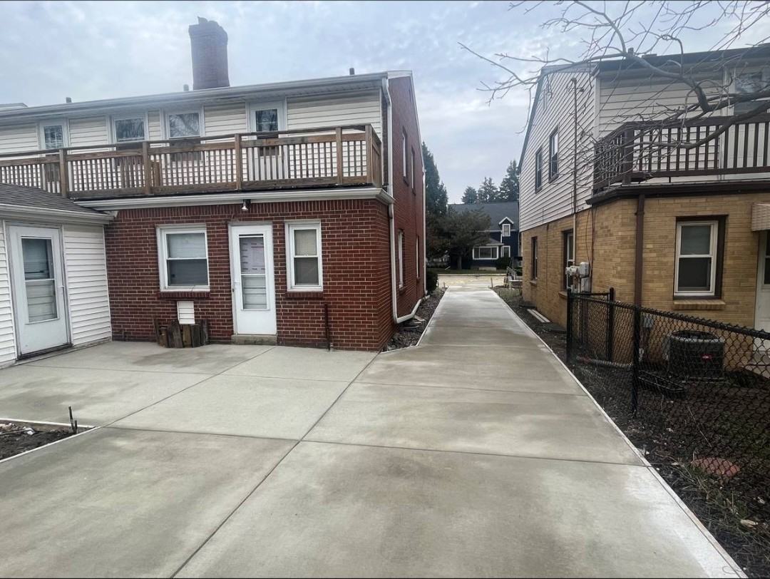 8357 Watertown Plank Rd #8357 - Photo 4 of 8