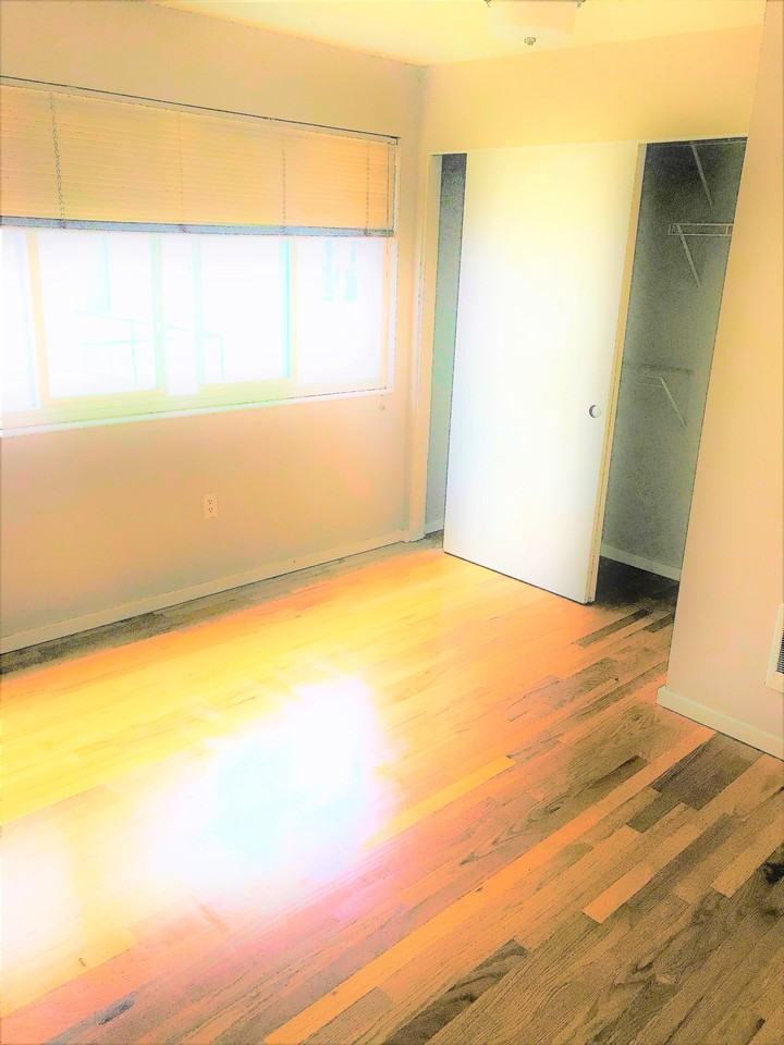 1226 Taylor Ave N #7