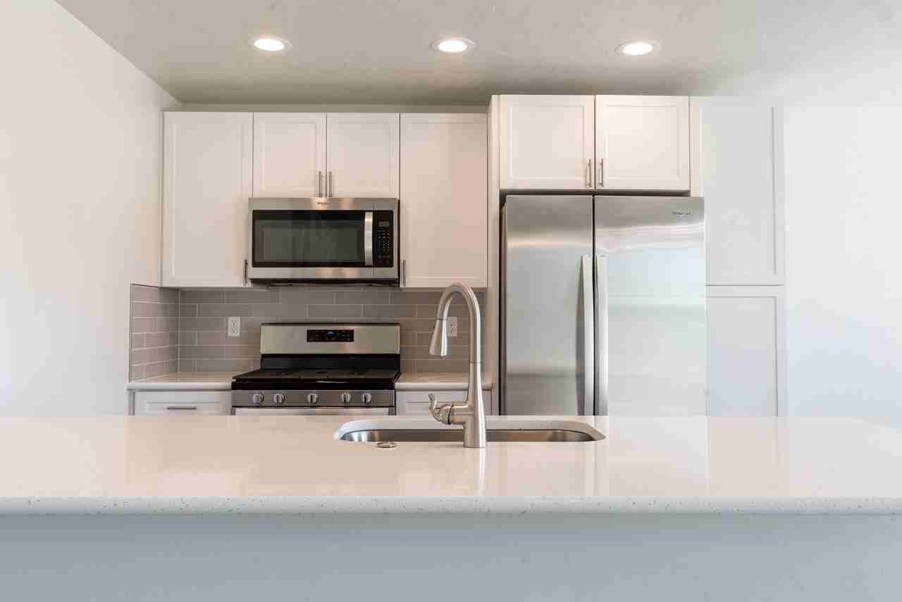 807 Nw 21st St #807 - Photo 2 of 16