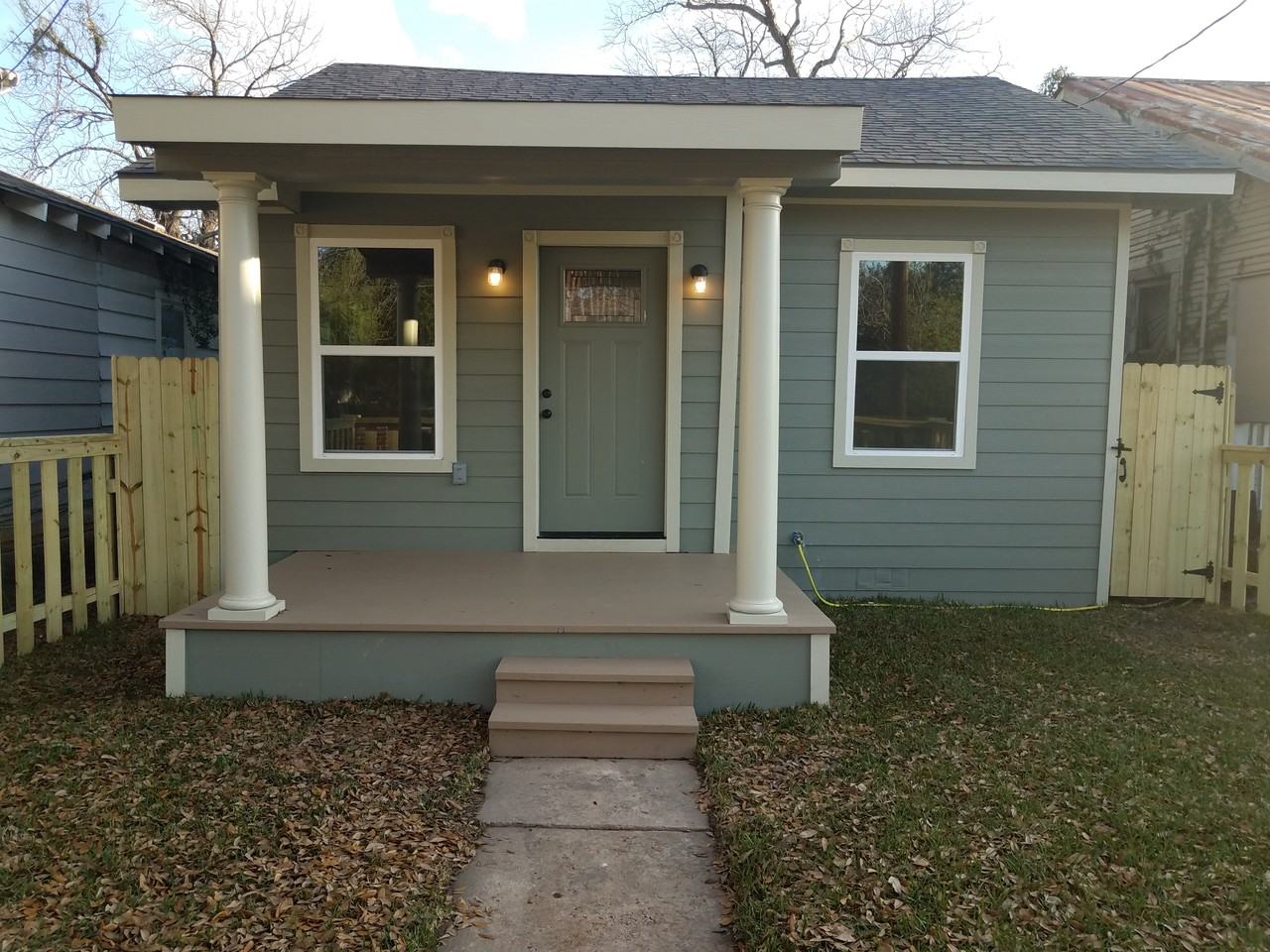 1016 Center St #NA - Photo 2 of 33