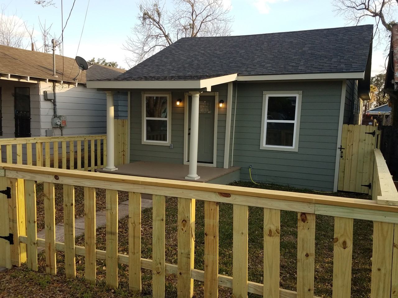 1016 Center St #NA - Photo 3 of 33