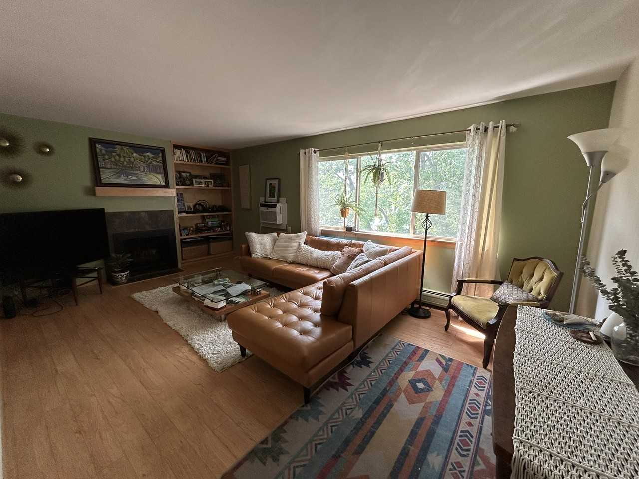 1014 Spaight St #8 - Photo 2 of 12